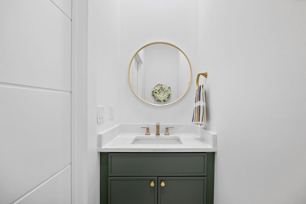 Summer Sweet Bathrooms (4)